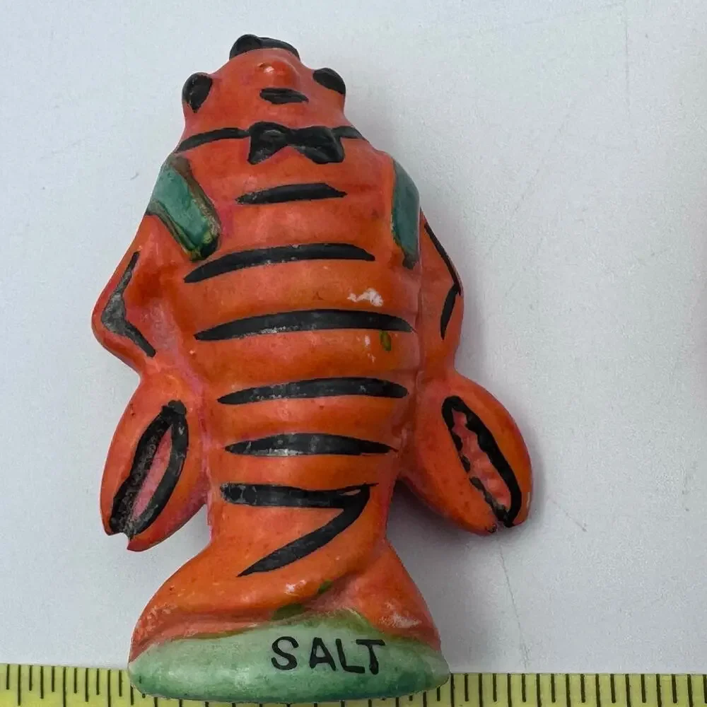 VTG Anthropomorphic Lobster Couple Salt & Pepper Shakers Set Orange MCM Japan